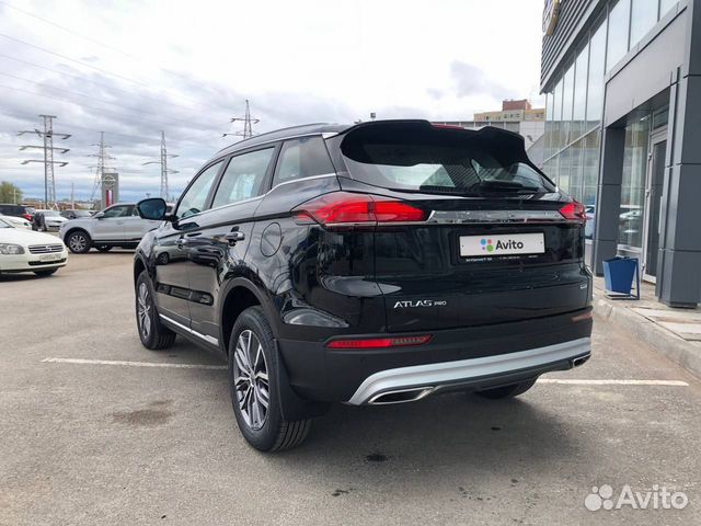 Geely Atlas Pro 1.5 AMT, 2022