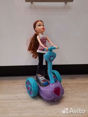 Девочка на сигвее