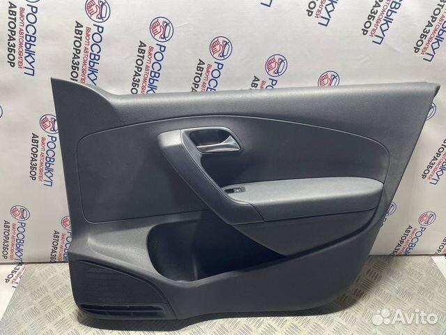 Обшивка двери Volkswagen Polo
