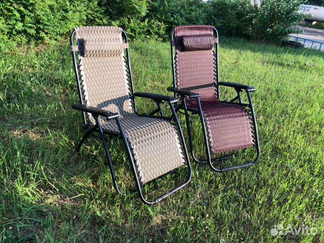 Шезлонг пляжный