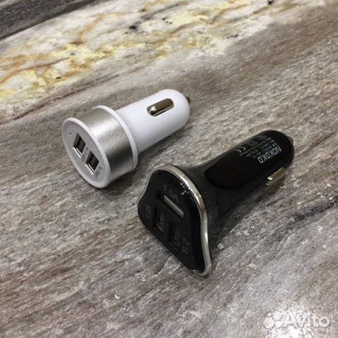 Автомобильное зарядное устройство Nokoko на 2 usb