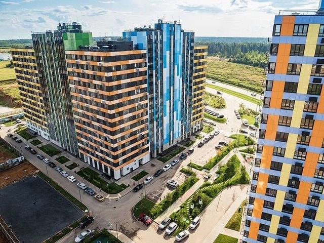 2-к. квартира, 42 м², 2/15 эт.