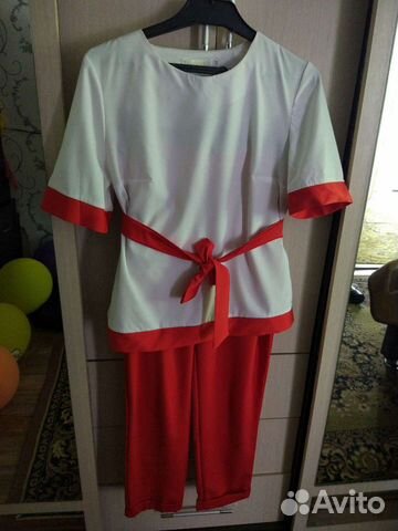 Продам костюм