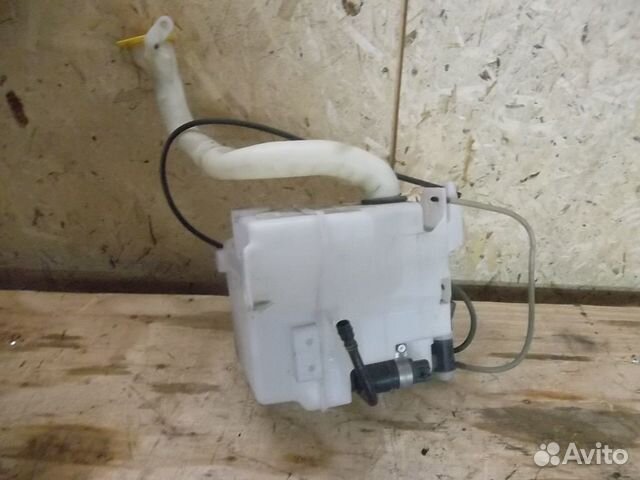 Бачок омывателя Субару Легаси Аутбэк B14 BR BR9