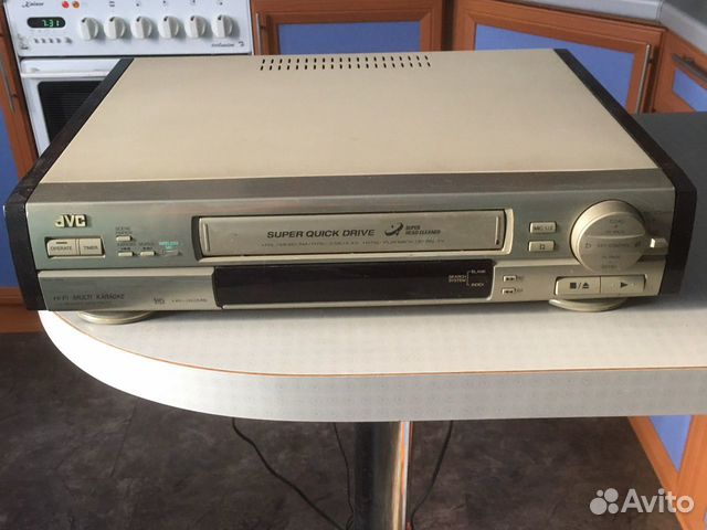 Видеомагнитофон JVChr-j82ms