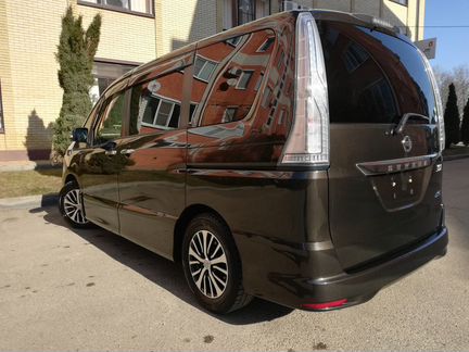 Nissan Serena 2.0 CVT, 2015, 120 000 км