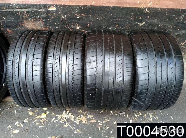 Michelin Pilot Sport 235/35 R19 и 305/30 R19 96T