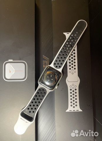 Часы apple watch 6 44 mm nike