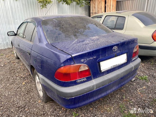 Toyota Avensis в разбор