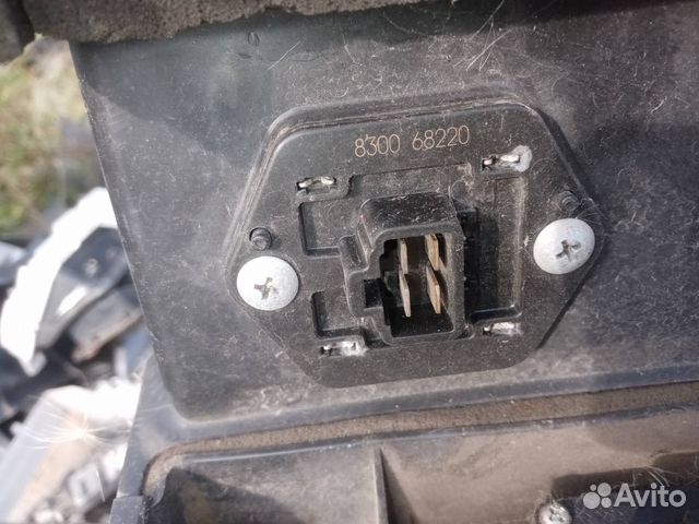 Резистор печки Mitsubishi Lancer 9