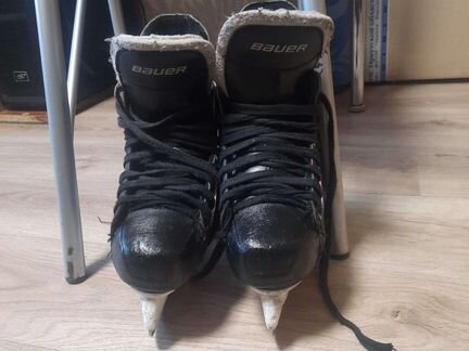 Хоккейные коньки bauer