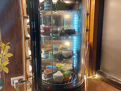 Холодильная настольная витрина для десертов