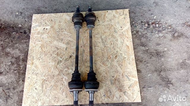 Мерседес 212.Привода задние