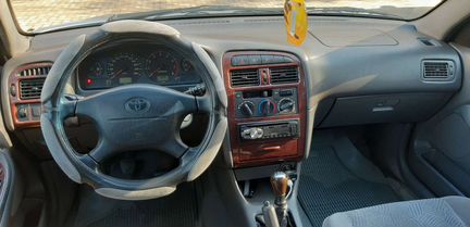 Toyota Avensis 1.6 МТ, 1999, 390 000 км