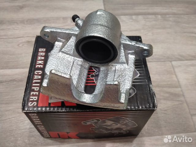 Суппорт тормозной передний левый Ford Mondeo 3