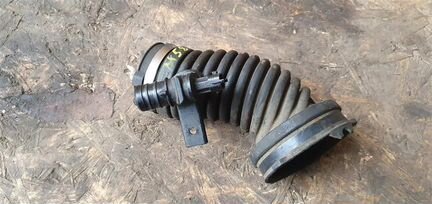 Патрубок воздушного фильтра Opel Zafira C 2013-20