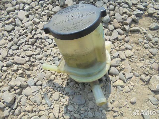 Бачок гидроусилителя Toyota Corolla Fielder ZZE122