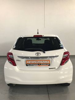 Toyota Vitz 1.0 CVT, 2016, 64 000 км