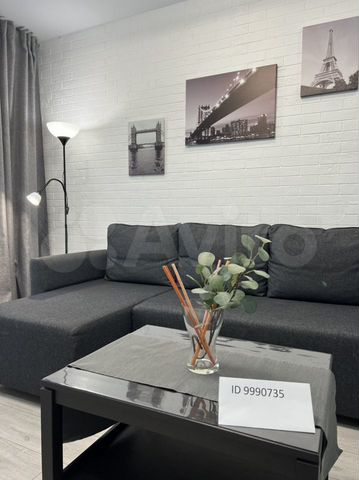2-к. квартира, 55 м², 10/10 эт.