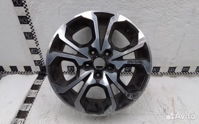 Диск колеса литой Renault Arkana R17