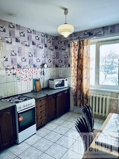 3-к. квартира, 64 м², 1/9 эт.