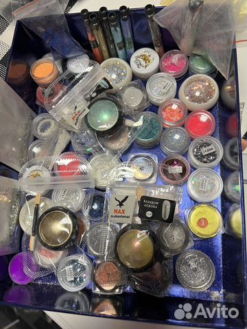 Втирки, блестки для маникюра