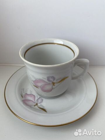 Чашки с блюдцами (6 штук)