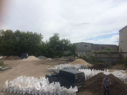 Чернозем торф в мешках