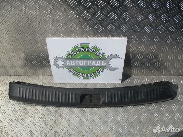 Обшивка задней панели багажника Kia Ceed 1 рест