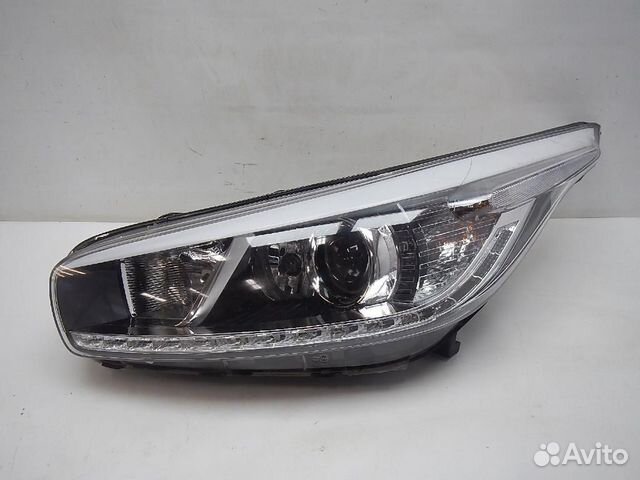 Фара левая Kia Ceed