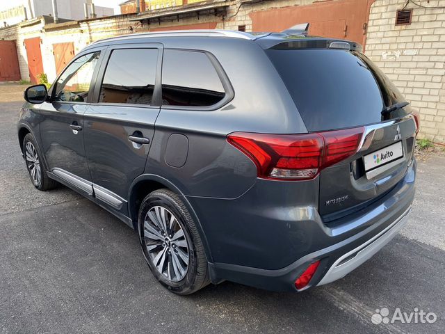 Mitsubishi Outlander 2.0 CVT, 2019, 128 000 км