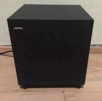 Субвуфер Jamo sub 210