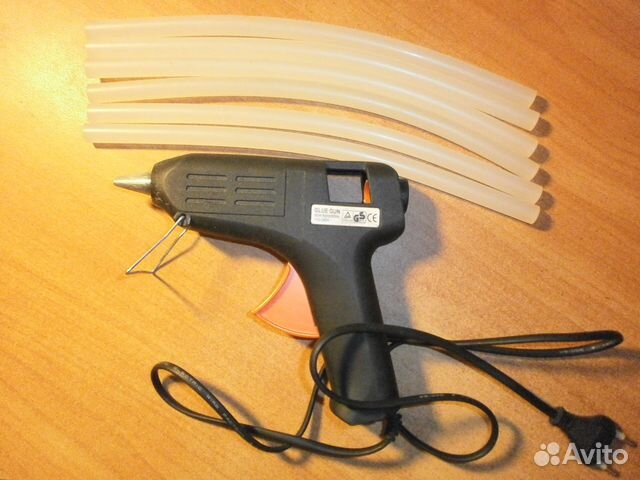 Школьный клеющий пистолет