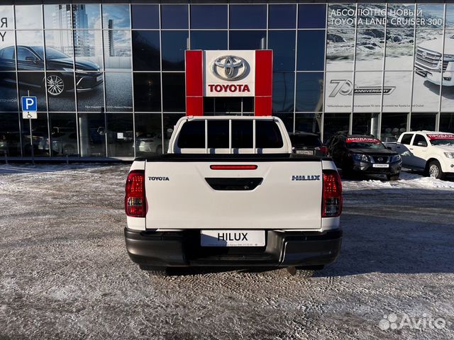 Toyota Hilux 2.4 МТ, 2022