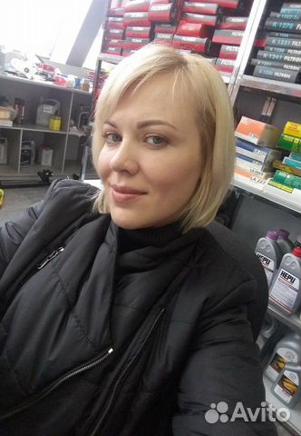 Менеджер отдела запасных частей, продавец, админ