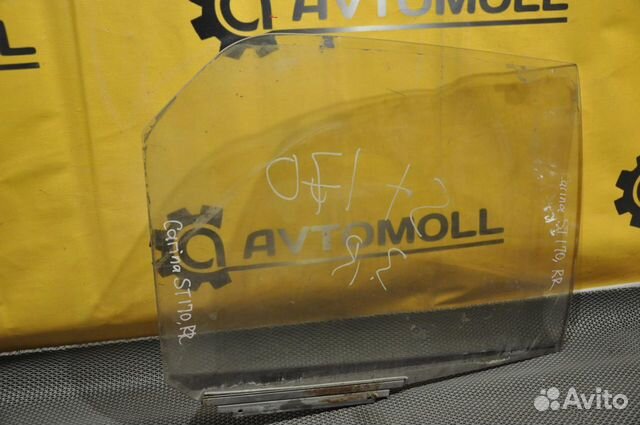 Стекло двери заднее правое toyota carina ST170