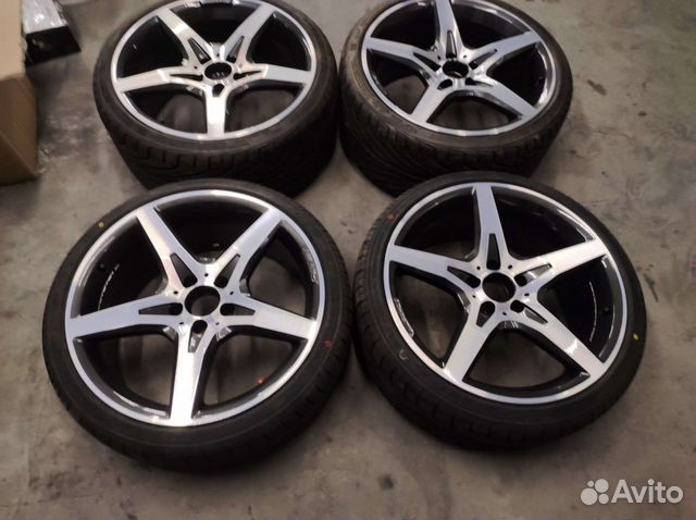 Triangle TR968 235/35 R19 и 265/30 R19 93V