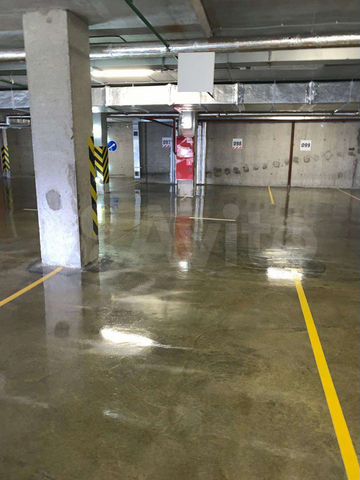 Машиноместо, 18 м²