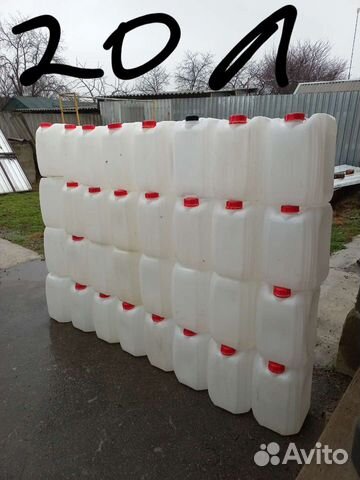 Канистры пластиковые 20