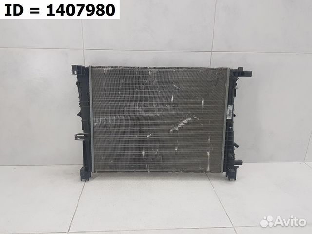 Радиатор охлаждения двигателя Renault Logan