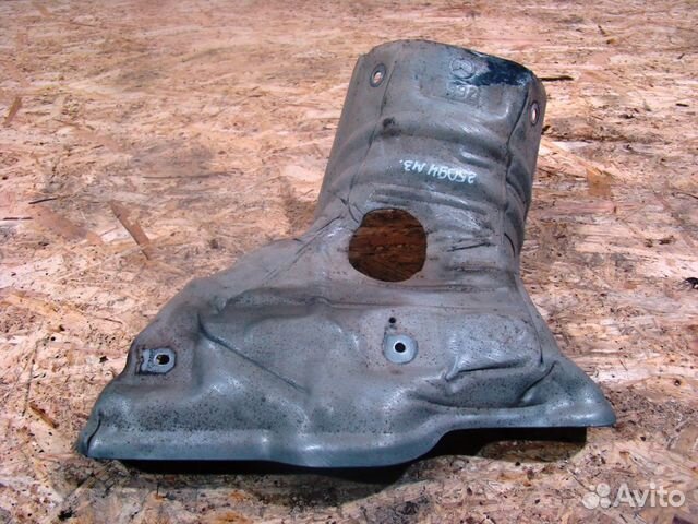 Mazda 3 BL Экран тепловой