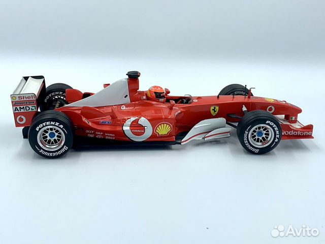 Модель 1:18 Ferrari F1 2003 Schumacher