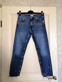 Джинсы Zara Premium с жемчугом EU36