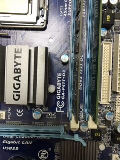 Метринская плата с процессором и памятью