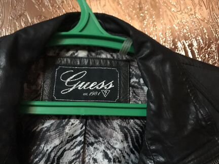 Кожаная куртка Guess