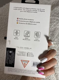 Чехол guess на iPhone 11 оригинал