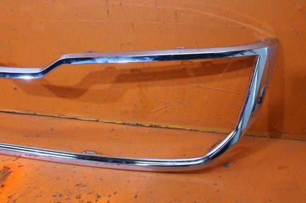 Накладка решетки радиатора Skoda Kodiaq 1