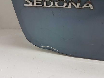 Крышка багажника Kia Carnival 2, Sedona