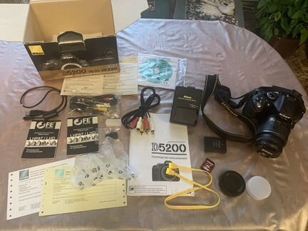 Зеркальный фотоаппарат Nikon D5200+ фотокуб+штатив