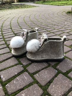 Женские Валеши на подошве с мехом